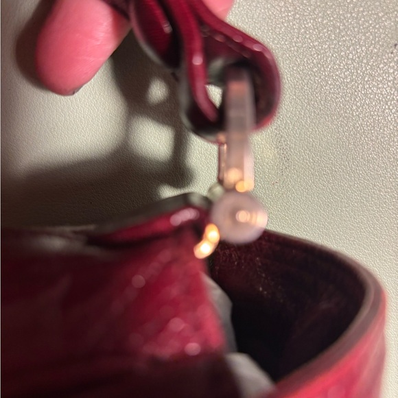 BOTTEGA VENETA VINTAGE BURGUNDY SHOULDER BAG - Picture 5 of 12